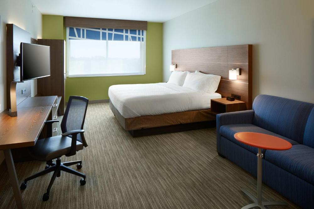 King Suite with Sofa Bed interior